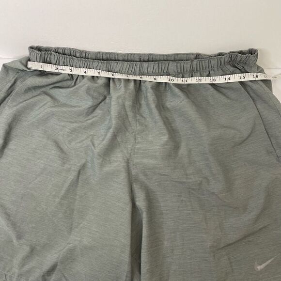 Nike|
Mens| XLarge| Dri Fit| Breif Lined| Drawstring waist - Picture 4 of 14